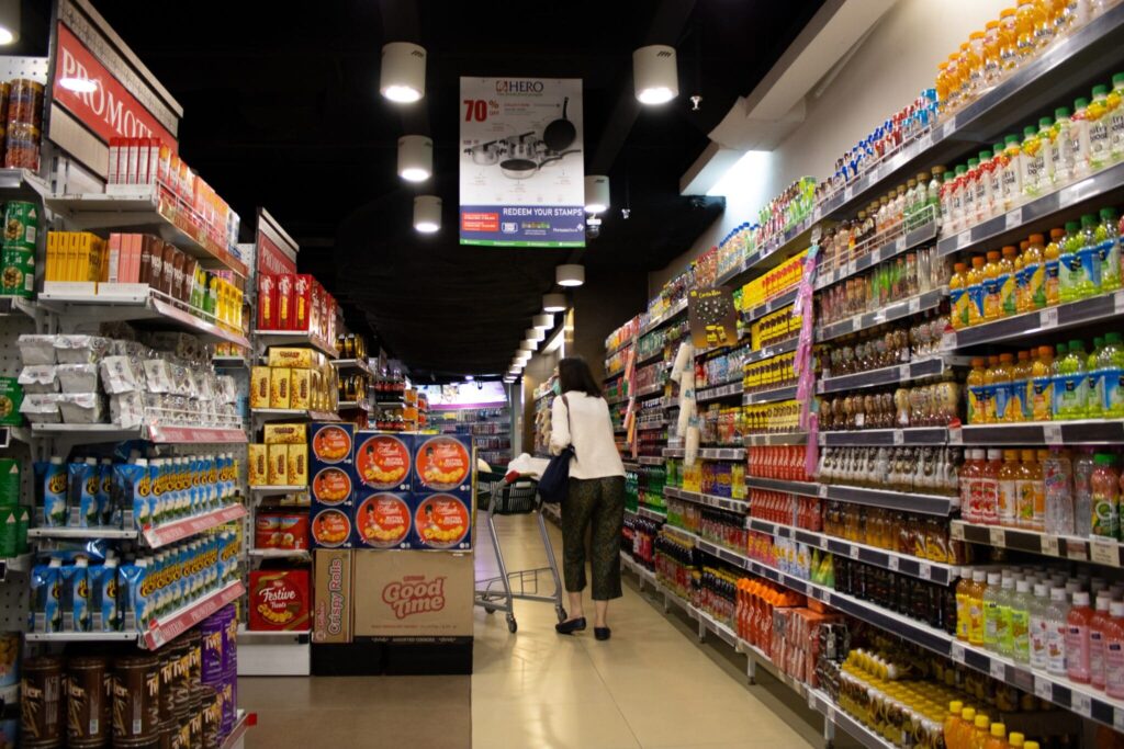 jual rak minimarket sumenep